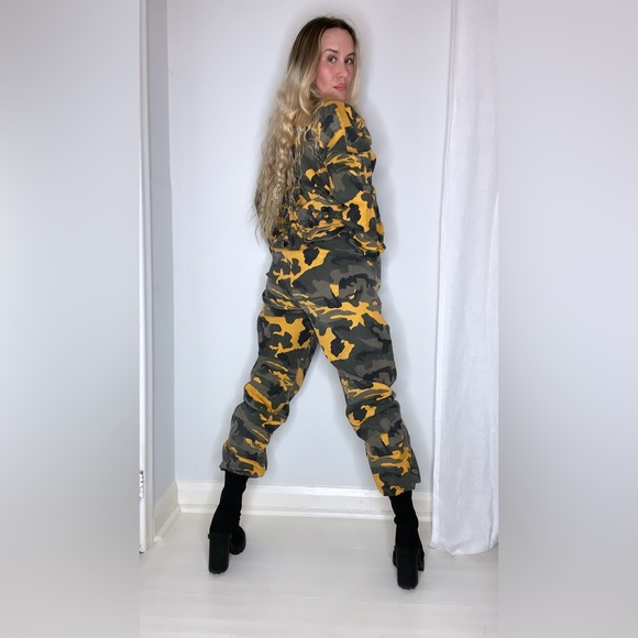 CAMO FLIGHT SUIT - Picture 3 of 11